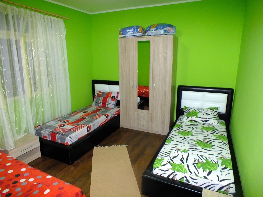 Holiday Home Ivana Virpazar Zimmer foto