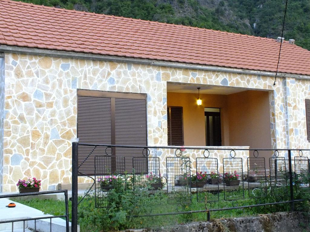 Holiday Home Ivana Virpazar Zimmer foto