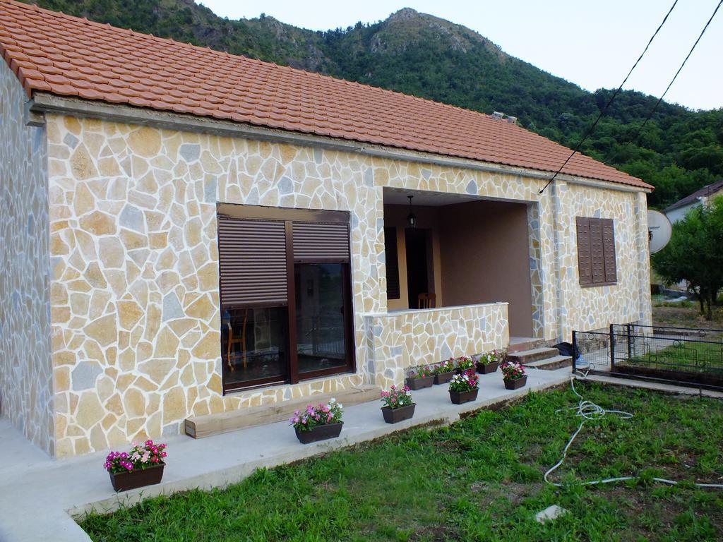 Holiday Home Ivana Virpazar Zimmer foto